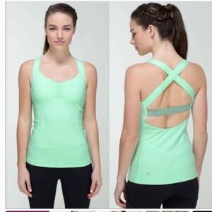 Lululemon Core Kicker Women Teal/Mint Tank Top Mini Hyper Stripe Size 8